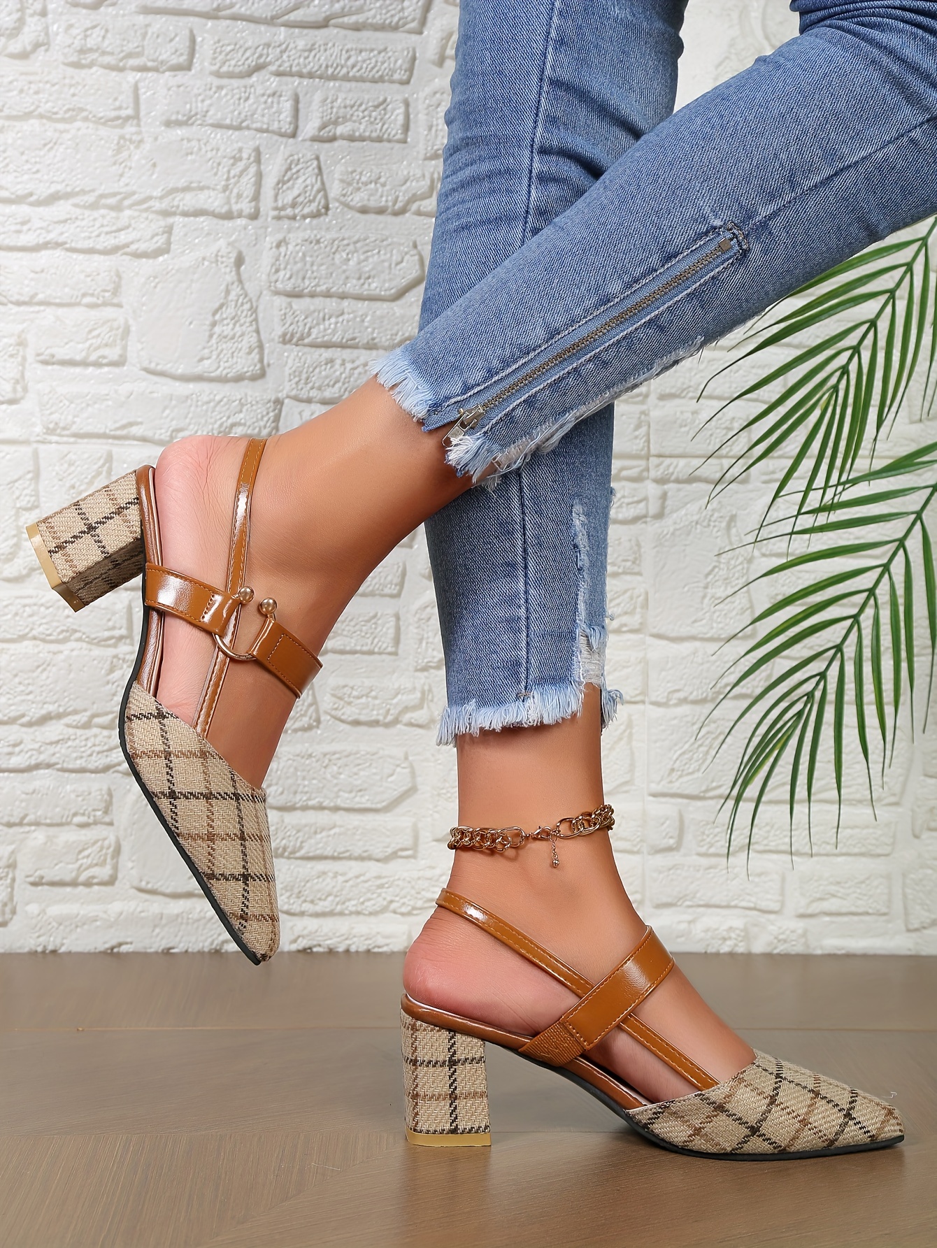 womens chunky heeled sandals plaid pointed toe slingback mid heels versatile sandals details 4
