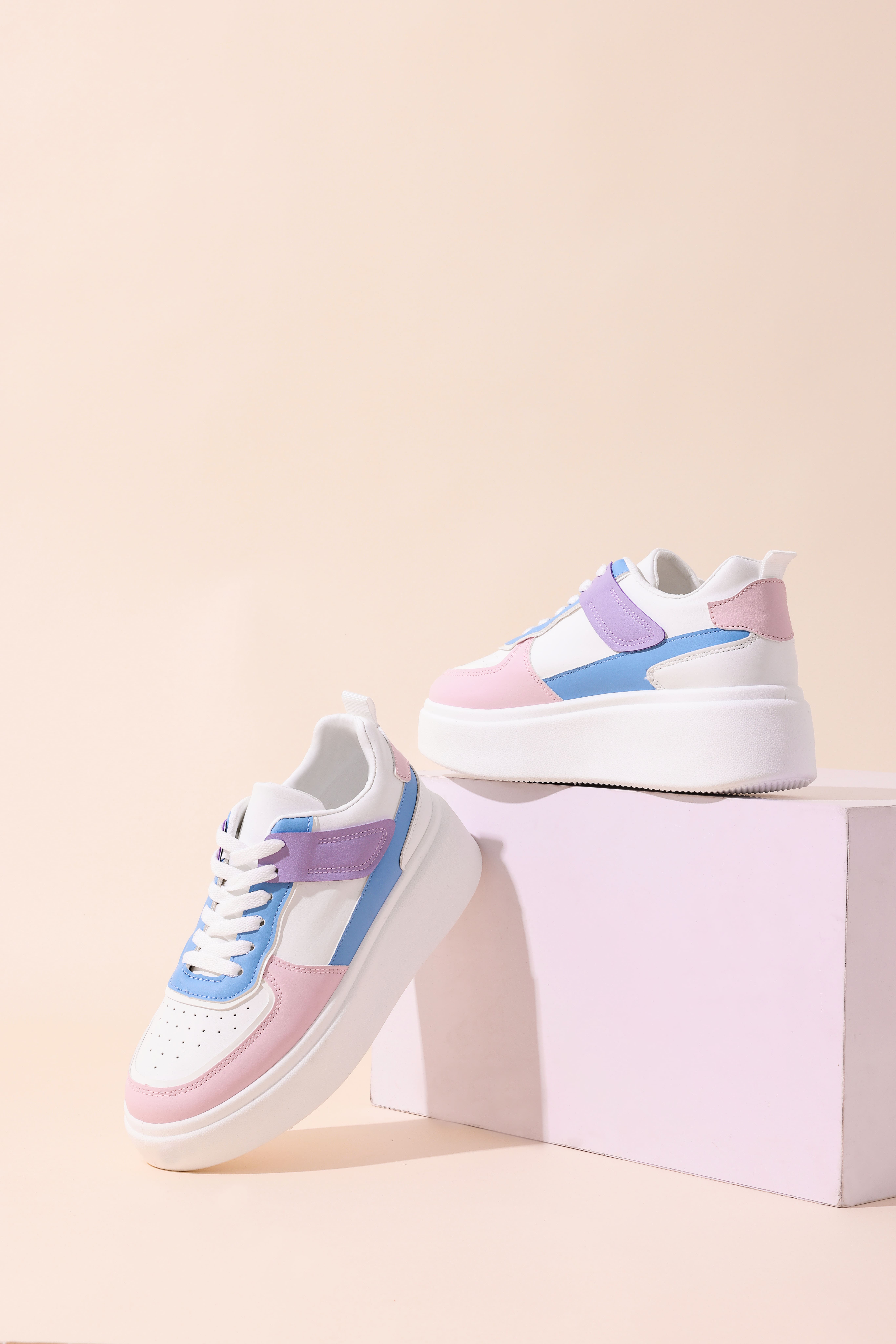 color block lace up front flatform skate shoes details 0